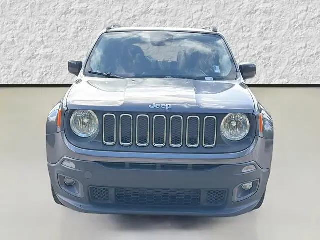 2017 Jeep Renegade Latitude FWD