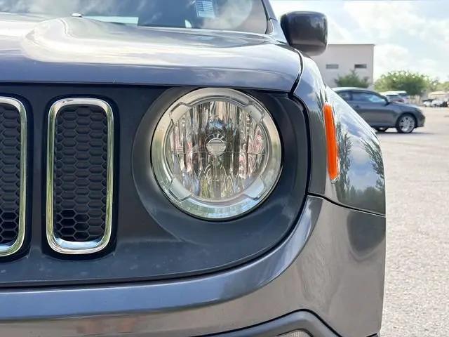 2017 Jeep Renegade Latitude FWD