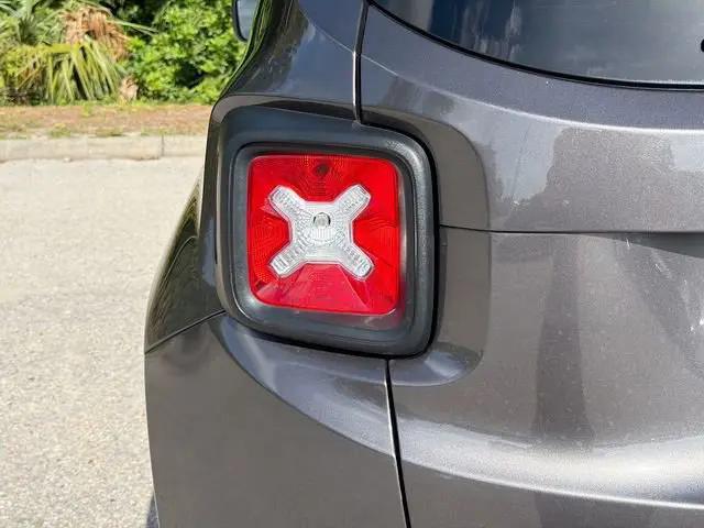 2017 Jeep Renegade Latitude FWD