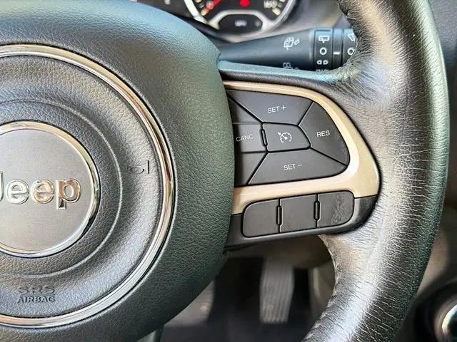 2017 Jeep Renegade Latitude FWD