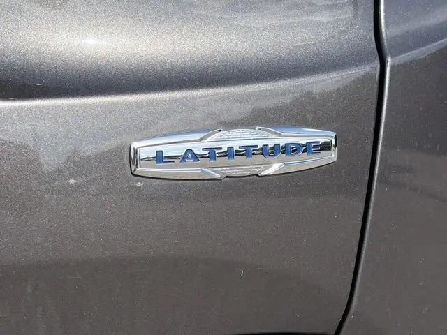2017 Jeep Renegade Latitude FWD