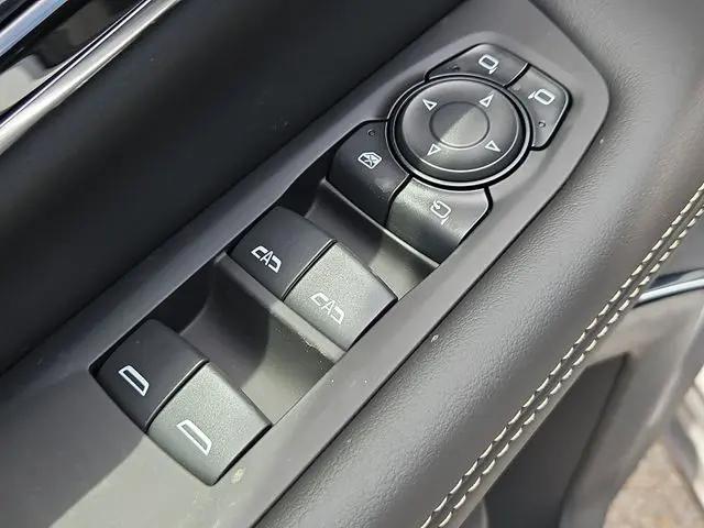 2026 GMC Yukon XL 2WD Elevation
