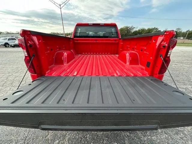 2026 Chevrolet Silverado 1500 4WD Crew Cab Standard Bed WT