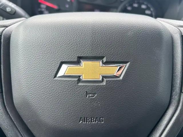 2026 Chevrolet Silverado 1500 4WD Crew Cab Standard Bed WT
