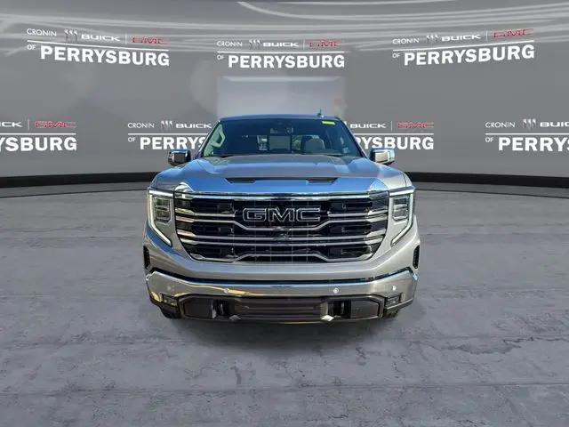 2026 GMC Sierra 1500 Crew Cab, Short Bed, SLT, 4WD
