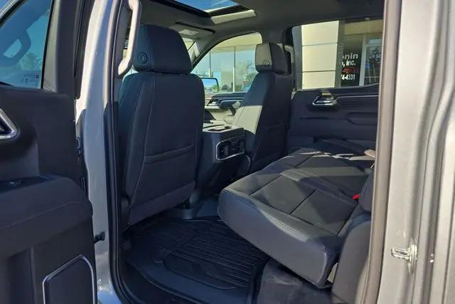 2026 GMC Sierra 1500 Crew Cab, Short Bed, SLT, 4WD