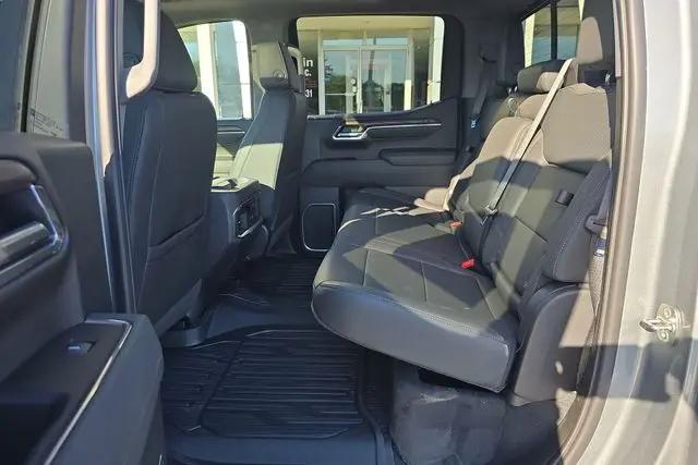 2026 GMC Sierra 1500 Crew Cab, Short Bed, SLT, 4WD