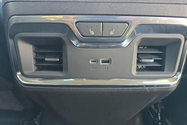 2026 GMC Sierra 1500 Crew Cab, Short Bed, SLT, 4WD