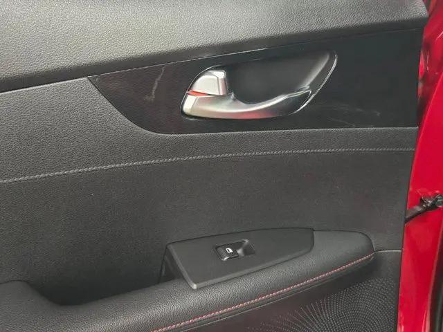 2023 Kia Forte GT Manual