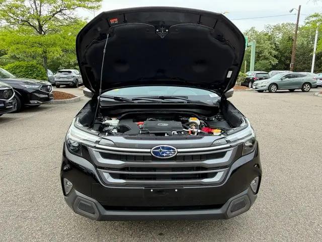 2025 Subaru Forester Limited Hybrid