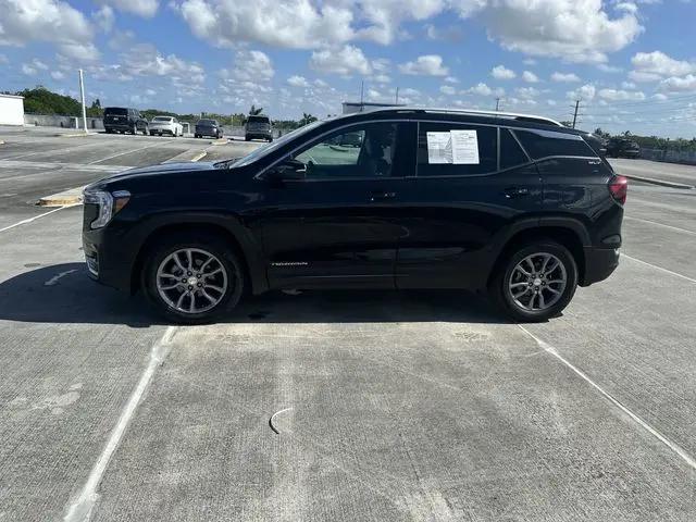 2024 GMC Terrain AWD SLT