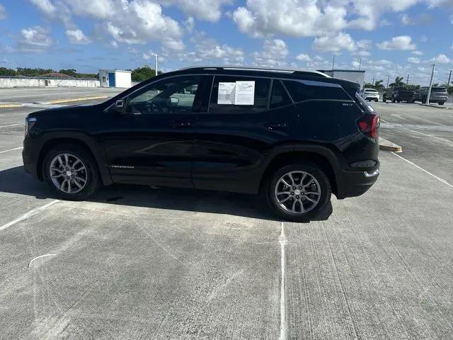 2024 GMC Terrain AWD SLT