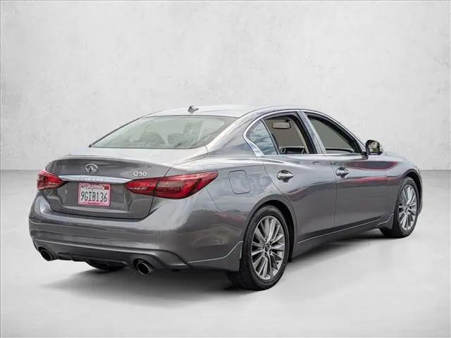 2023 INFINITI Q50 LUXE