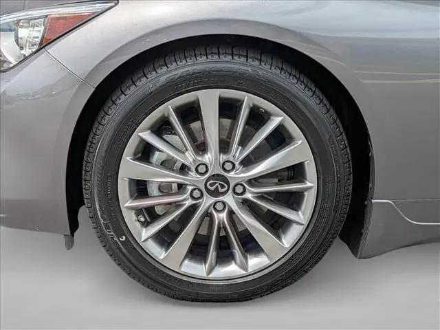 2023 INFINITI Q50 LUXE