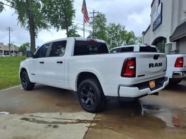 2025 Ram 1500 Big Horn Crew Cab 4x4 5'7" Box