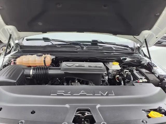 2025 Ram 1500 Big Horn Crew Cab 4x4 5'7" Box