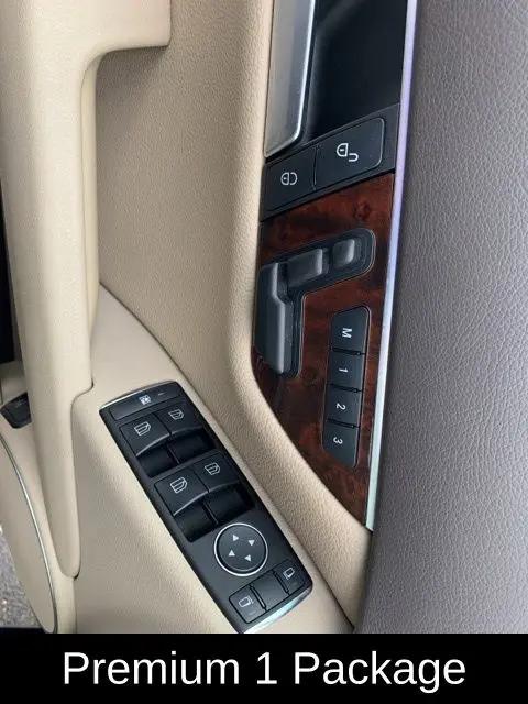 2013 Mercedes-Benz C-CLASS C 300 Luxury 4MATIC