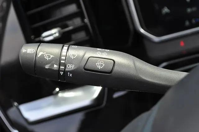 2026 Chevrolet Silverado 1500 4WD Crew Cab Short Bed LT with 2FL