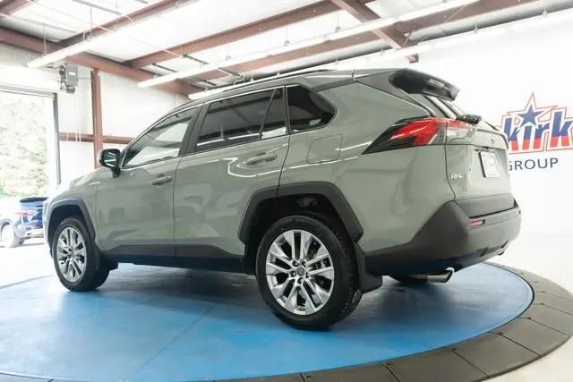 2023 Toyota RAV4 XLE Premium