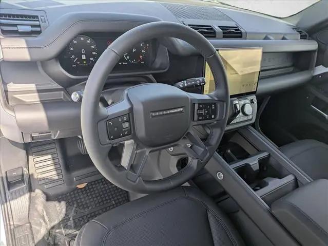 2026 Land Rover Defender P400 X-Dynamic SE