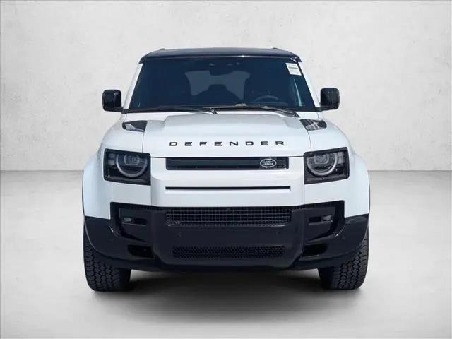 2026 Land Rover Defender P400 X-Dynamic SE