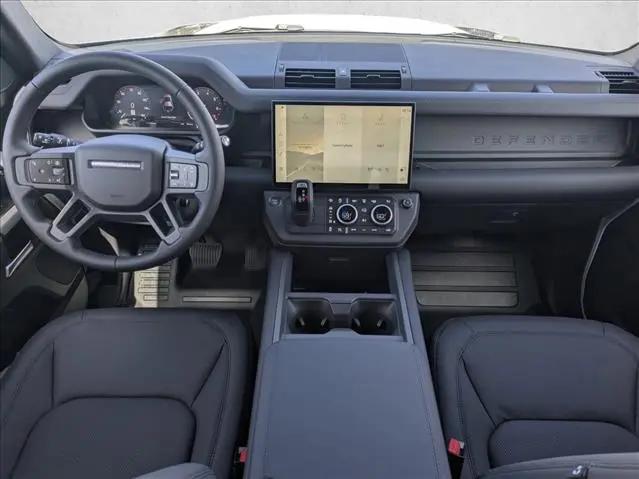 2026 Land Rover Defender P400 X-Dynamic SE
