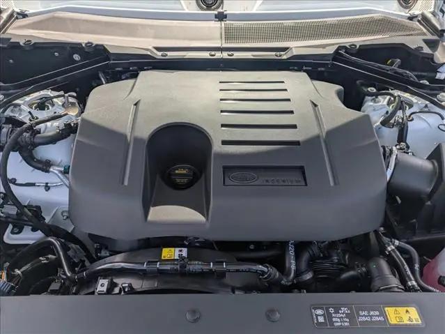 2026 Land Rover Defender P400 X-Dynamic SE