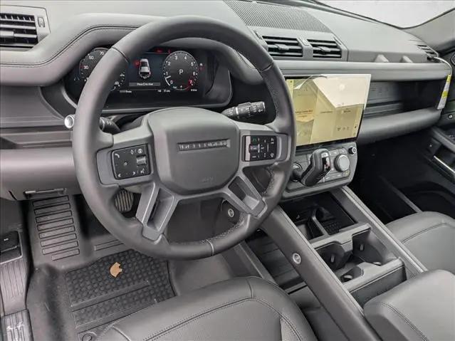 2026 Land Rover Defender P400 X-Dynamic SE
