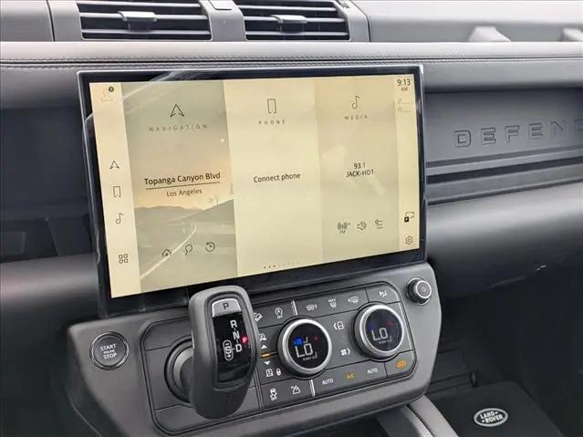 2026 Land Rover Defender P400 X-Dynamic SE