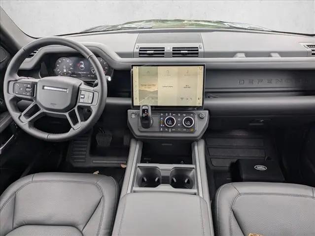 2026 Land Rover Defender P400 X-Dynamic SE