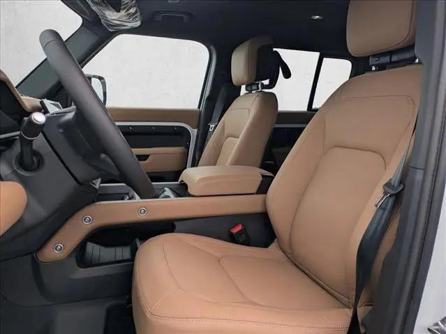 2026 Land Rover Defender P400 X-Dynamic SE