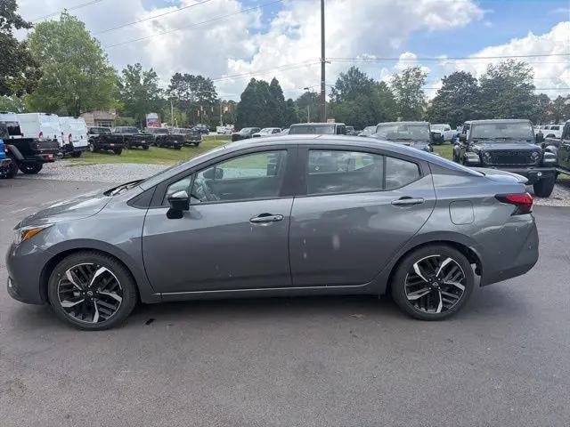 2024 Nissan Versa 1.6 SR