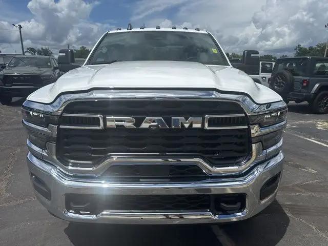 2026 Ram 3500 Tradesman/Big Horn