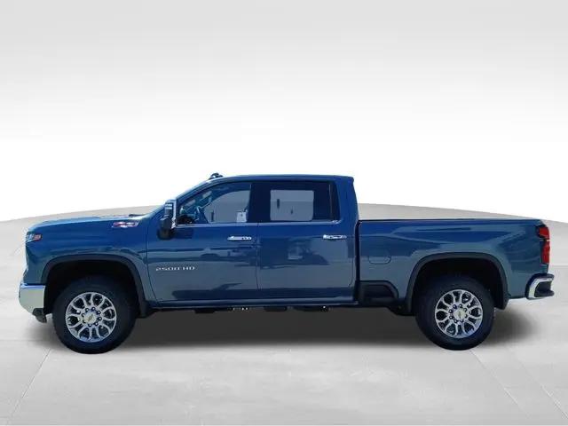 2025 Chevrolet Silverado 2500HD 4WD Crew Cab Standard Bed LTZ