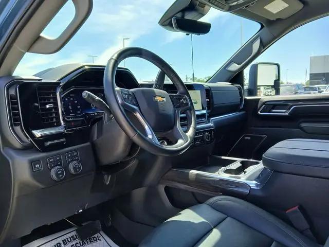 2025 Chevrolet Silverado 2500HD 4WD Crew Cab Standard Bed LTZ