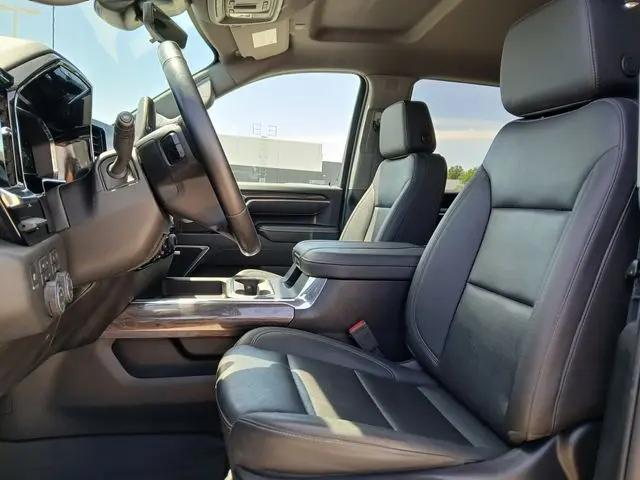 2025 Chevrolet Silverado 2500HD 4WD Crew Cab Standard Bed LTZ