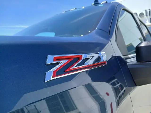 2025 Chevrolet Silverado 2500HD 4WD Crew Cab Standard Bed LTZ