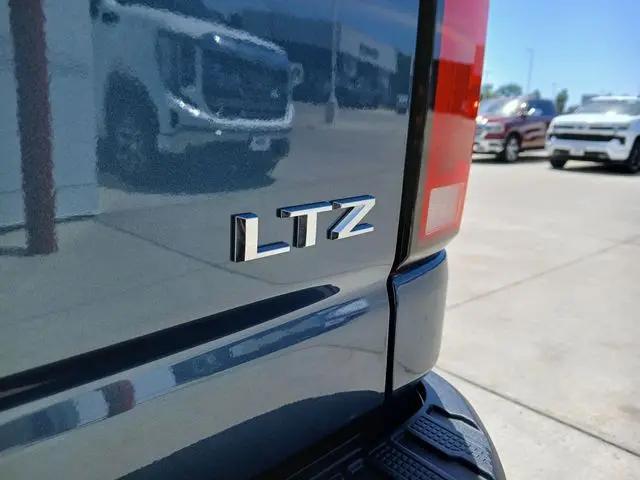 2025 Chevrolet Silverado 2500HD 4WD Crew Cab Standard Bed LTZ