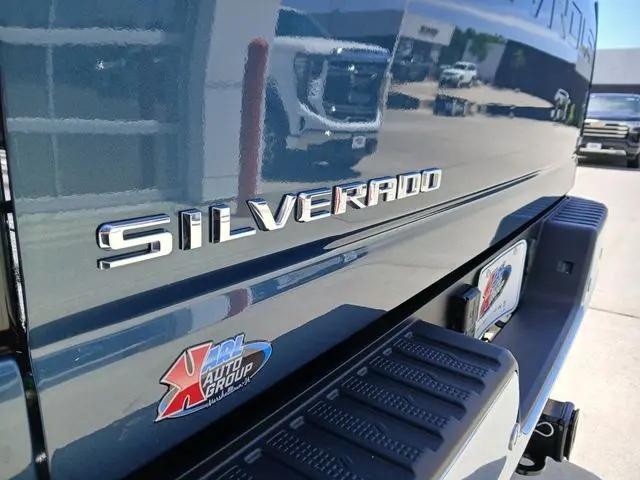 2025 Chevrolet Silverado 2500HD 4WD Crew Cab Standard Bed LTZ