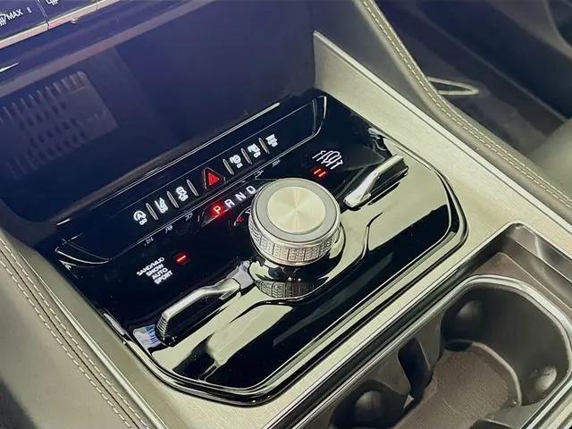 2026 Jeep Grand Wagoneer Limited Reserve 4x4