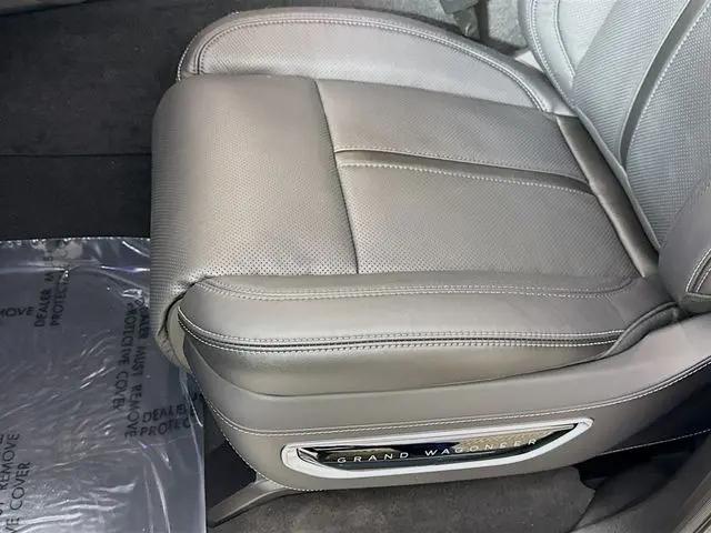 2026 Jeep Grand Wagoneer Summit Obsidian 4x4