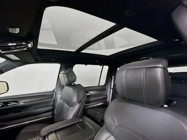 2026 Jeep Grand Wagoneer Summit Obsidian 4x4
