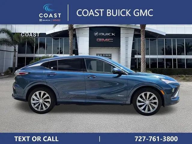 2026 Buick NV Avenir FWD