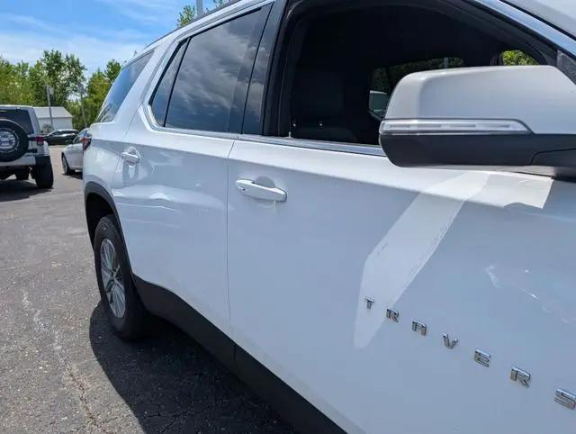 2023 Chevrolet Traverse AWD LT Cloth