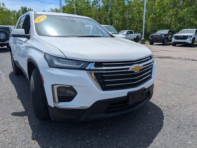 2023 Chevrolet Traverse AWD LT Cloth
