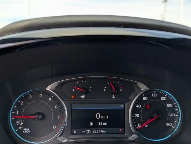 2023 Chevrolet Traverse AWD LT Cloth