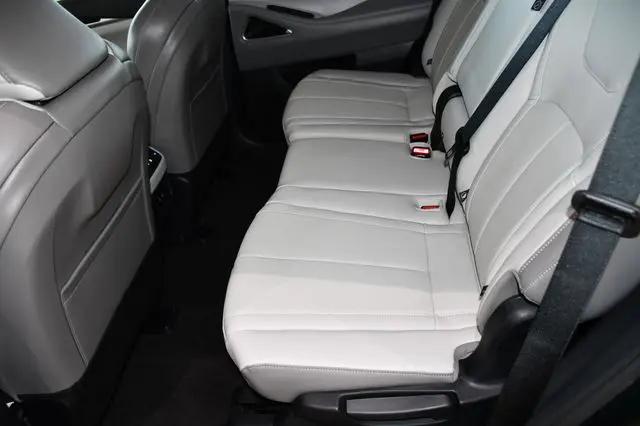 2027 INFINITI X6 SPORT