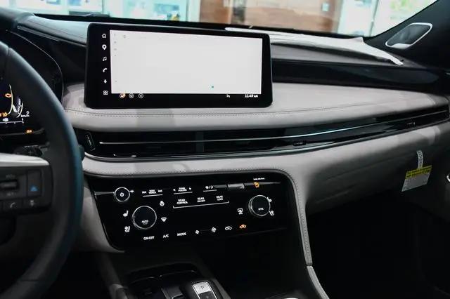 2027 INFINITI X6 SPORT