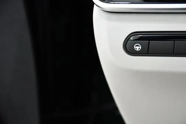 2027 INFINITI X6 SPORT
