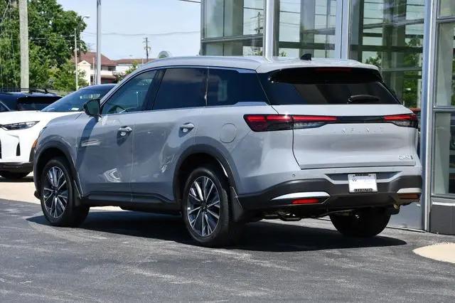 2027 INFINITI QX60 LUXE